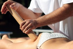 Il massaggio Maori riduce la cellulite