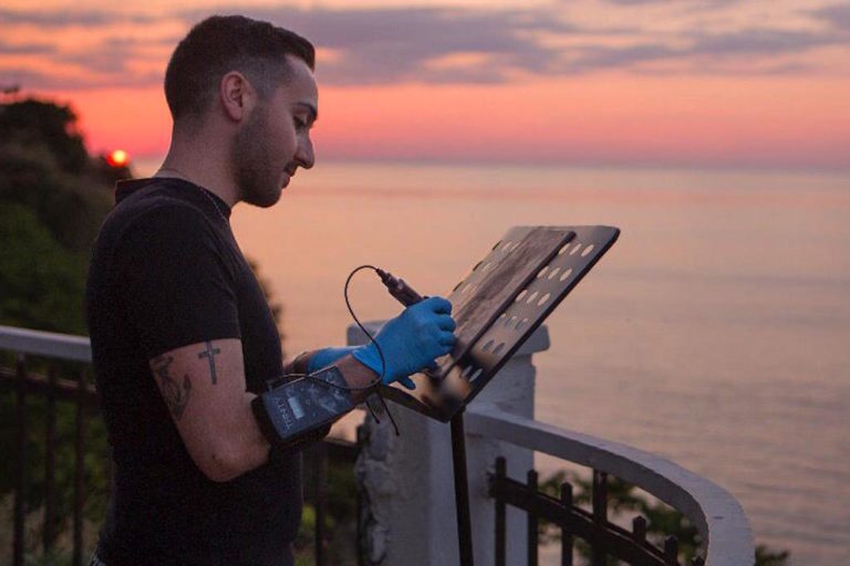 Biennale di Venezia, in mostra l’arte del tatuaggio.