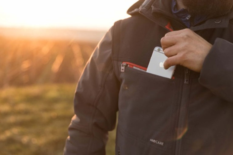 Stop a onde elettromagnetiche con le giacche eco-friendly.