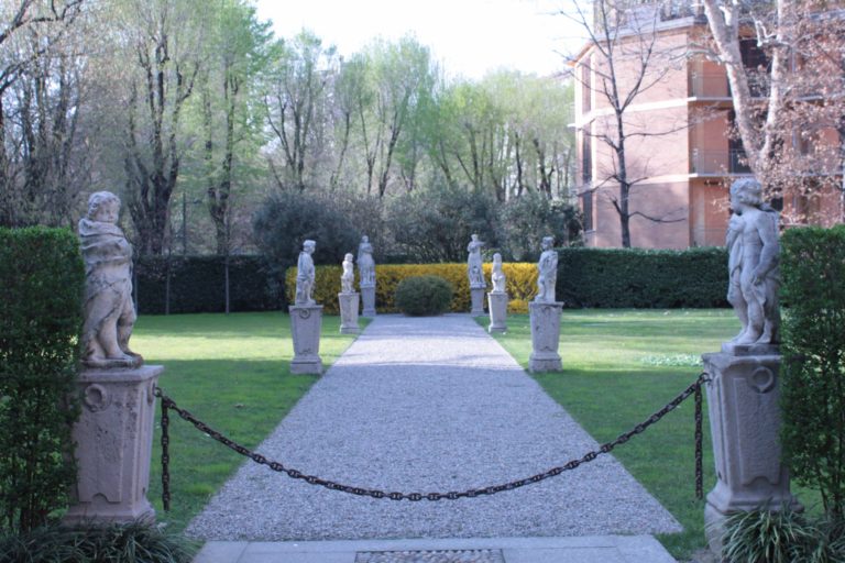 Cortili Aperti a Milano, alla scoperta di una città nascosta.