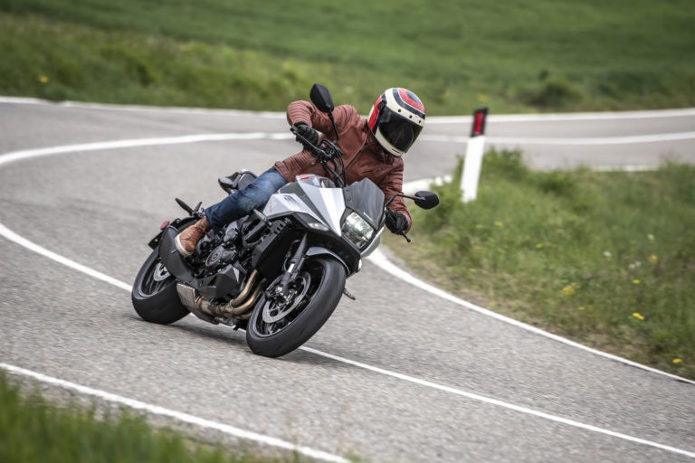 Le Suzuki da strada e da città: L’accoppiata è vincente