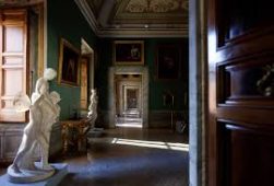 Sale delle Gallerie antiche, una delle sedi di Caravaggio 2025