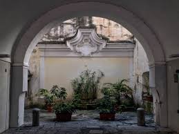 Palazzo Pinto, Salerno 