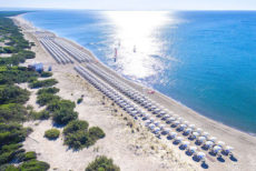 Una delle lunghe spiagge bianche di Castellaneta, in provincia di Taranto
