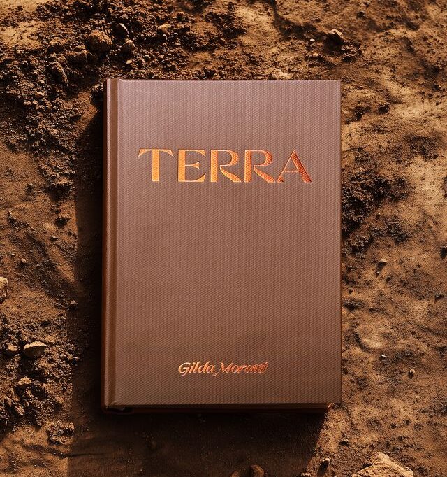 ‘Terra’, il libro da leggere quest’estate per ritrovare l’essenziale