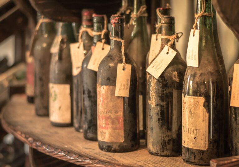 Il potere comunicativo delle etichette nella scelta del vino