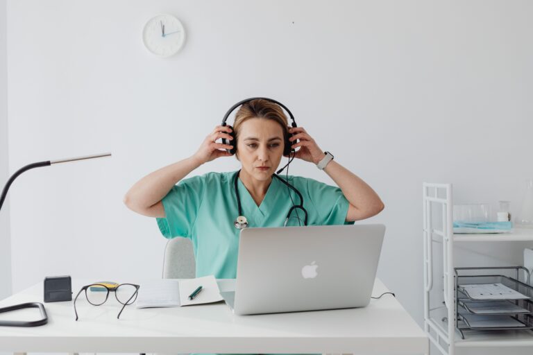 Telemedicina: tutti ne parlano, ma il cittadino come ci arriva?