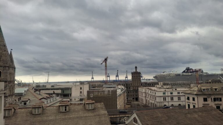 Genova, la bellezza di perdersi