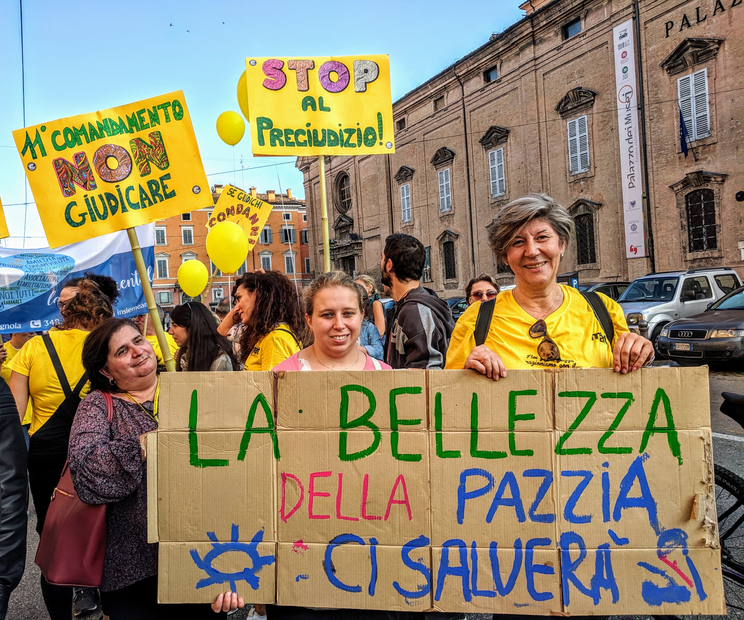 Salute mentale, sempre connessi ma davvero vicini?